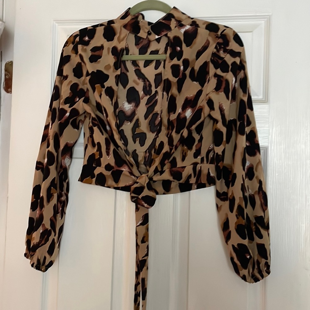 Turtle neck style blouse